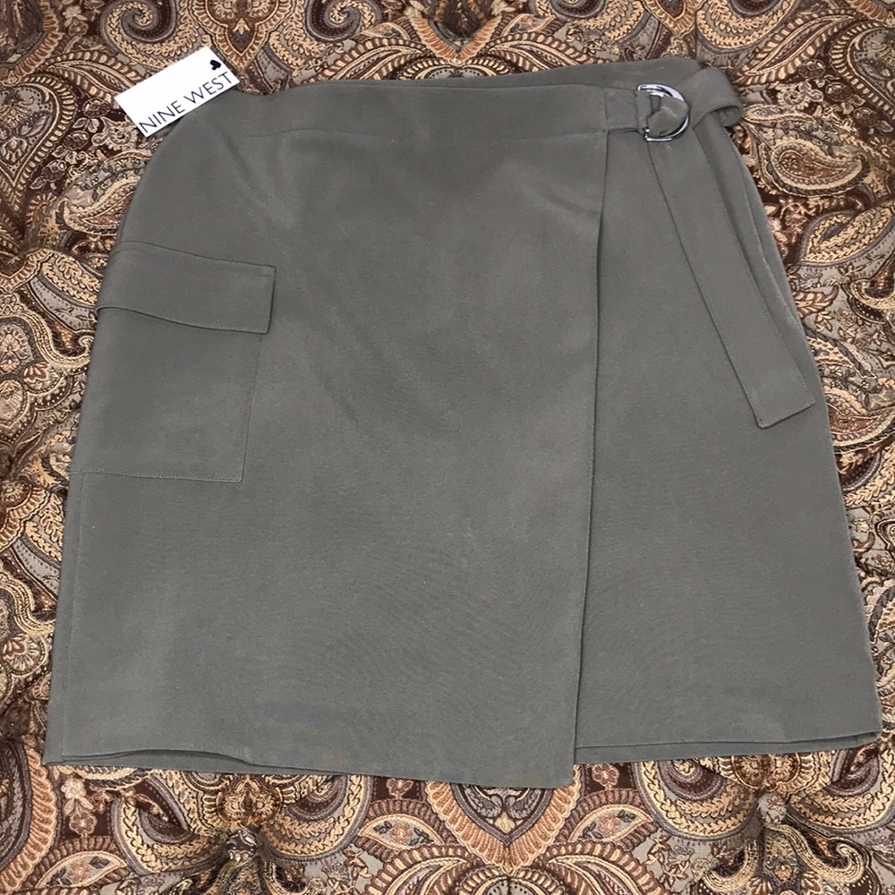 NWT S Nine‎ West Wrap Olive Skirt Buckle Tie